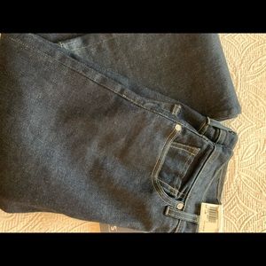 LEVI’s Column Premium Denim
